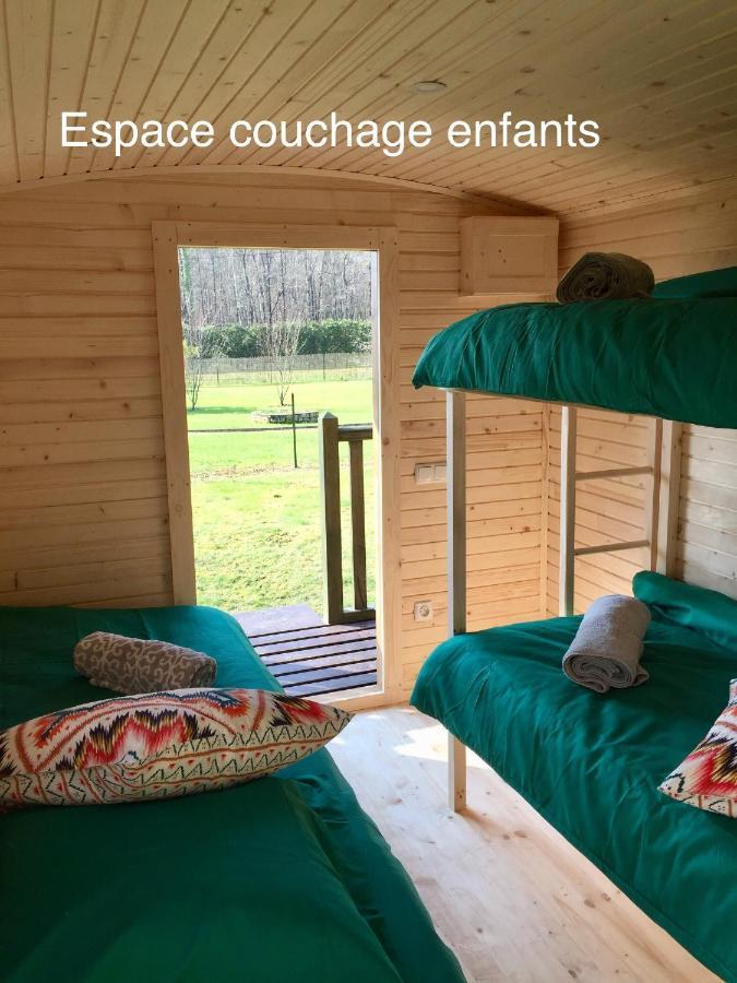 Roulottes Du Chalet Des Pins Rougeou Exterior photo